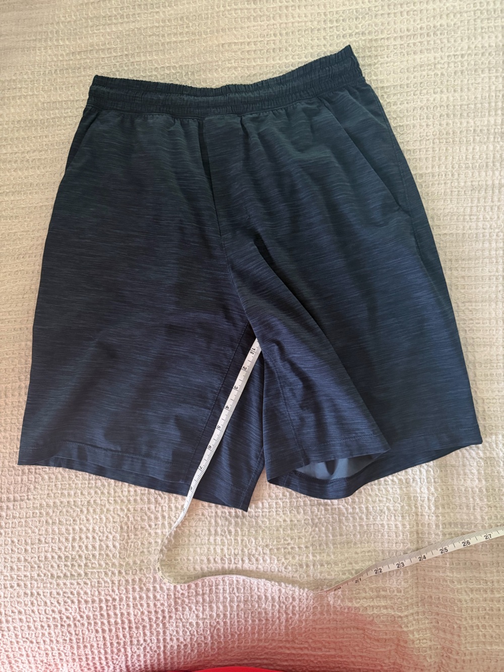 Men's Navy Lululemon athletic shorts